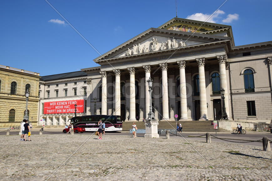 Германия. Мюнхен. Фасад старинного здания 