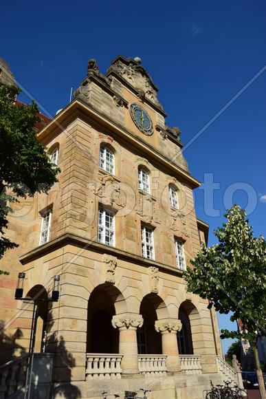 Германия - город Бамберг. Фасад старинного здания
