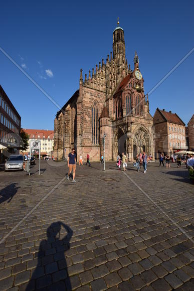 Германия - город Нюрнберг. Фасад исторического здания 