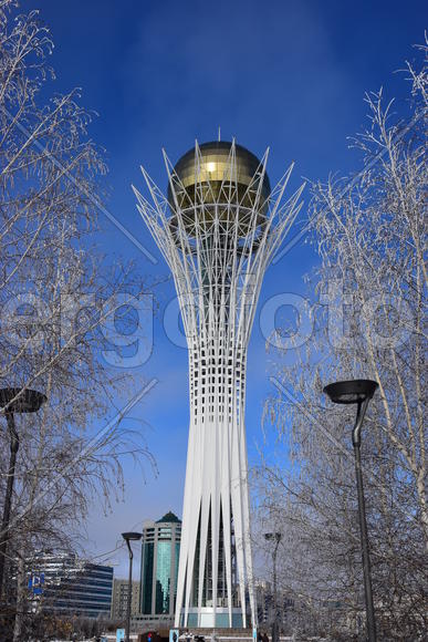 Башня "БАЙТЕРЕК" в Астане