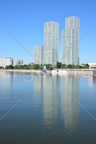 Астана - многоэтажные современные здания. Казахстан 