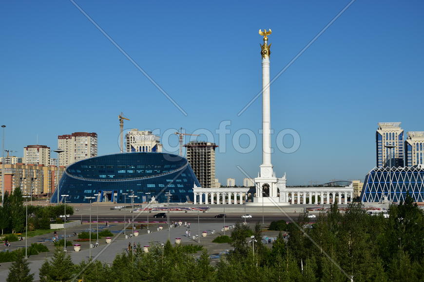 Астана - Площадь независимости. Казахстан 