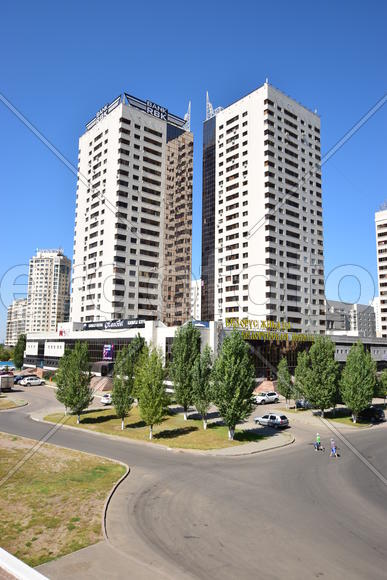 Астана - многоэтажные современные здания. Казахстан 