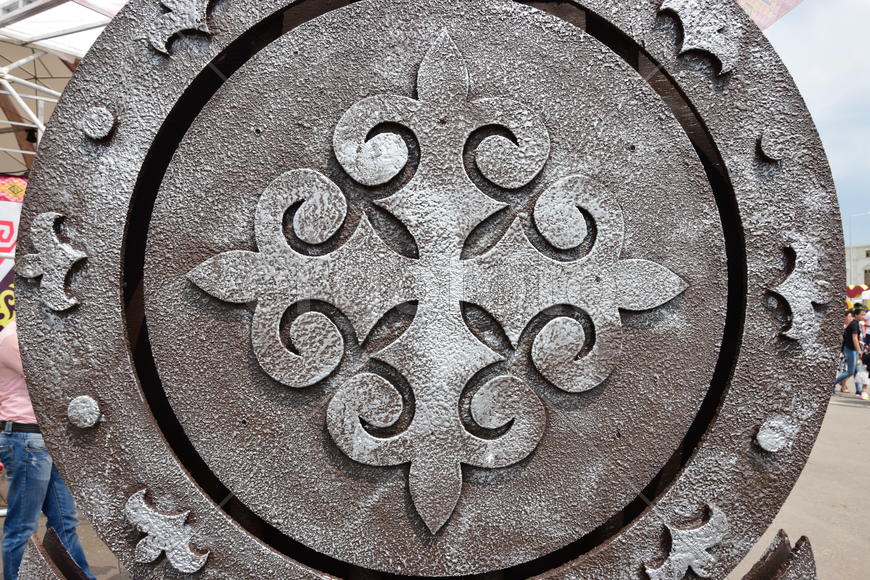 Выставка ремесленников на праздновании дня города в Астане. Казахстан 