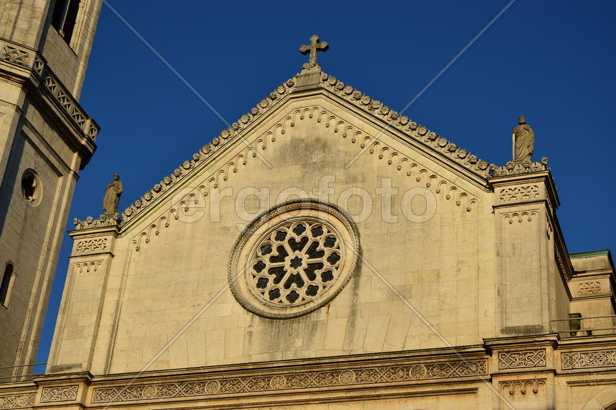 Германия. Мюнхен. Башня старинного здания 