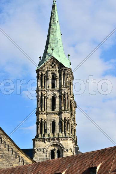 Германия - город Бамберг. Башня старинного здания 