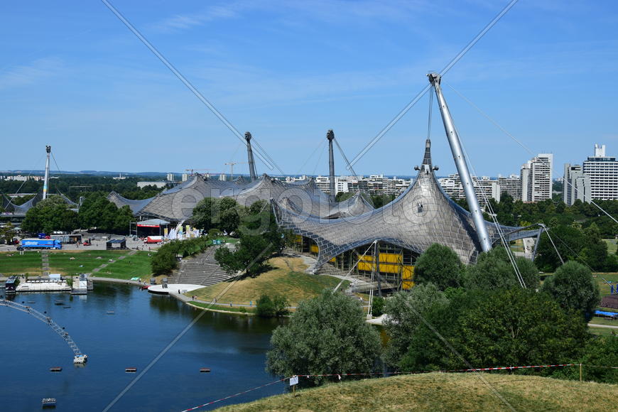 Германия, Мюнхен. Панорамный вид олимпийский стадион 