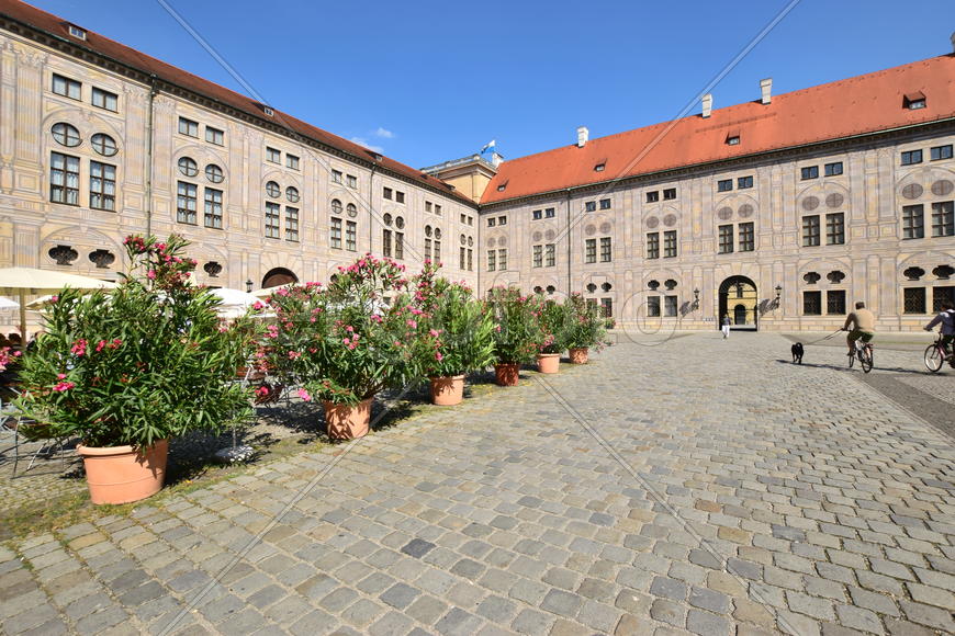 Германия. Мюнхен. Памятник Архитектуры