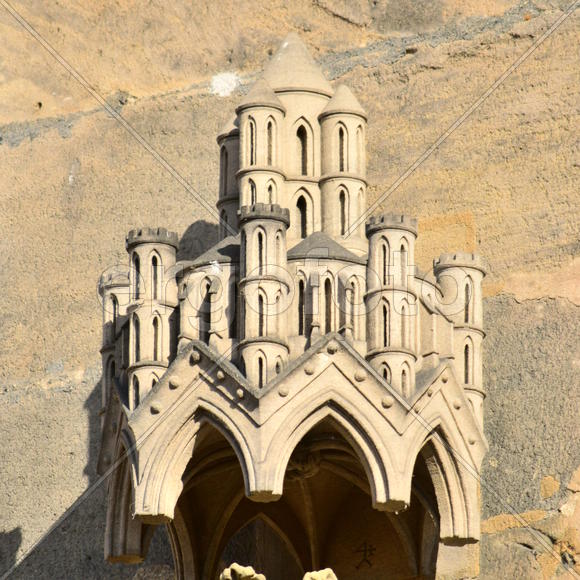 Германия - город Бамберг. Фрезка на фасаде здания 