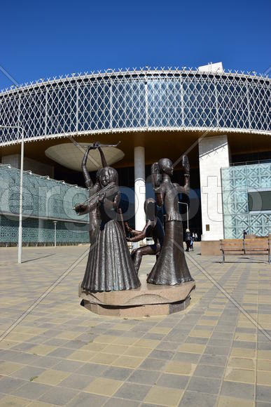 Астана - уличная скульптура. Достопримечательности Казахстана. 