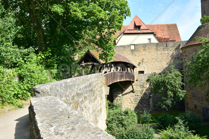 Исторический город Ротенбург в Баварии. Древнейшие здания 
