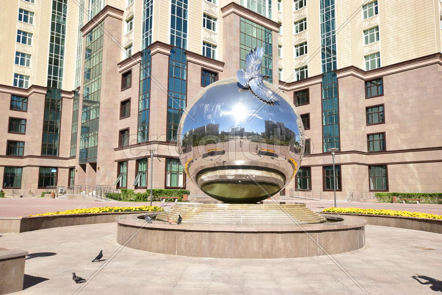 Астана - уличная скульптура