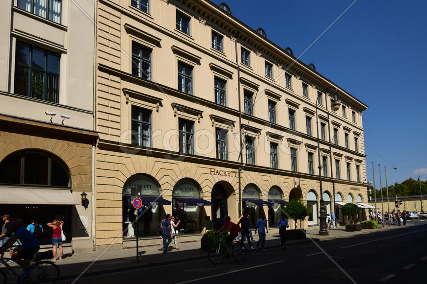 Германия. Мюнхен. Фасад здания 