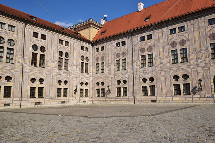 Германия. Мюнхен. Фасад старинного здания 