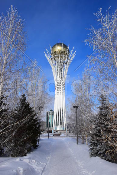 Башня "БАЙТЕРЕК" в Астане