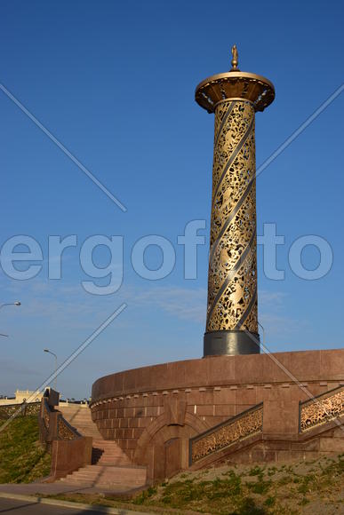 Кованная железная башня 