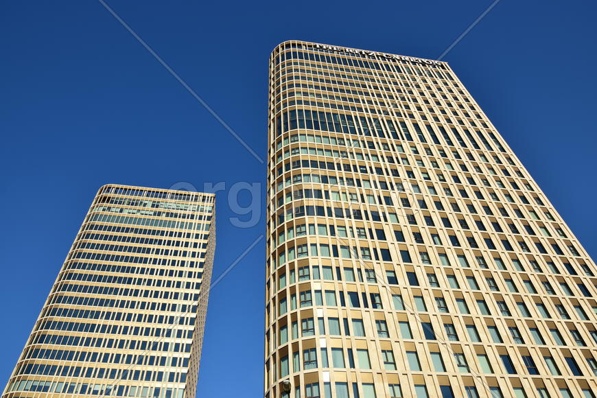 Астана - городская архитектура. Современные многоэтажные здания. Казахстан 