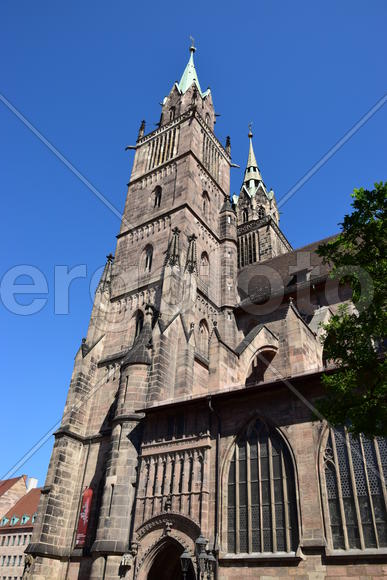 Германия - город Нюрнберг. Фасад старинного здания 