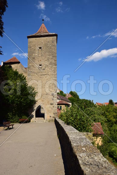 Исторический город Ротенбург в Баварии. Древнейшие здания 