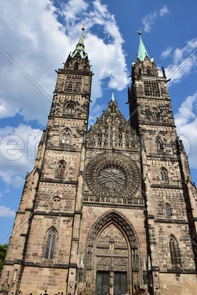 Германия - город Нюрнберг. Фасад здания 