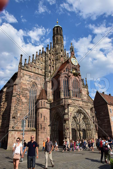 Германия - город Нюрнберг. Фасад здания 