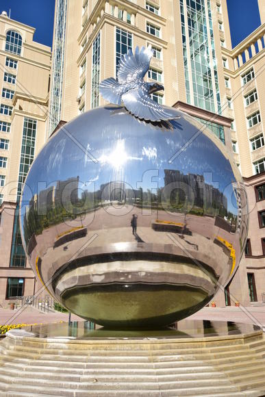 Астана - уличная скульптура