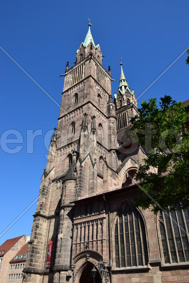 Германия - город Нюрнберг. Фасад старинного здания 