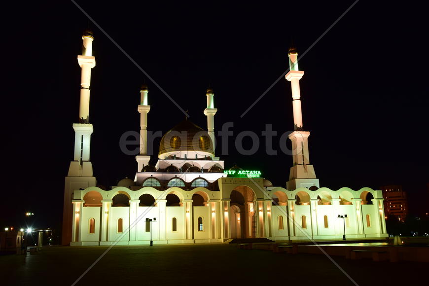 Астана - Мечеть НУР-АСТАНА 