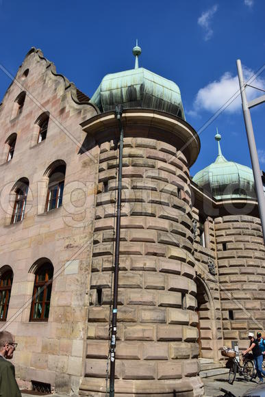 Германия - город Нюрнберг. Фасад старинного здания 