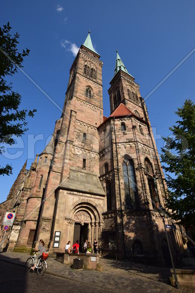 Германия - город Нюрнберг. Фасад исторического здания 