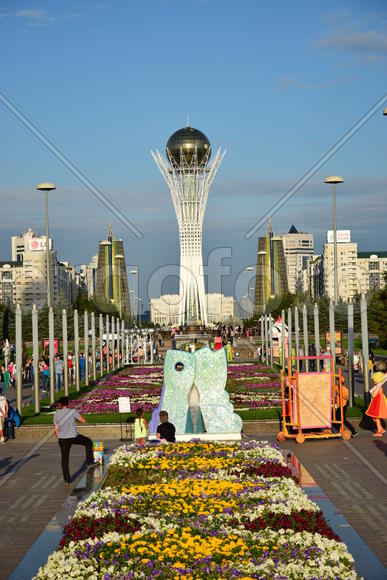 Астана - Башня "Байтерек". Казахстан 