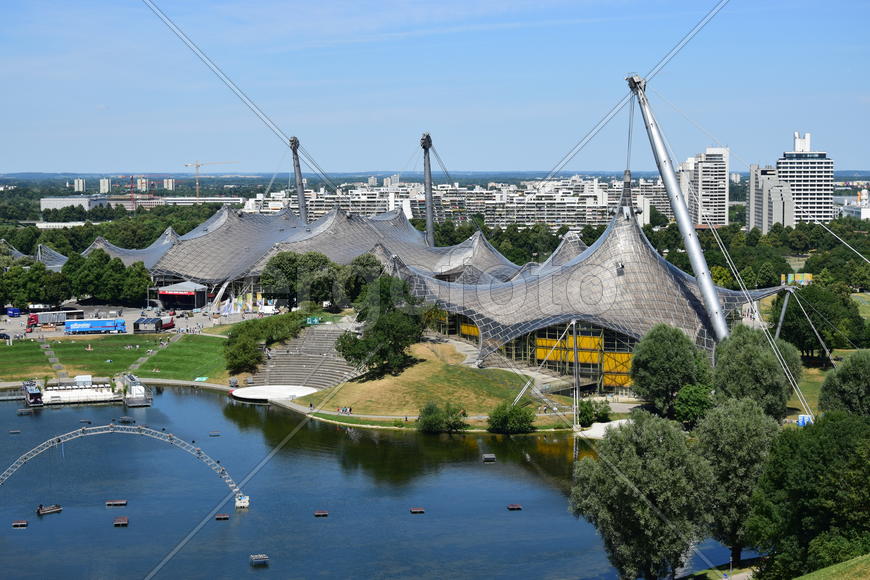 Германия, Мюнхен. Панорамный вид олимпийский стадион 