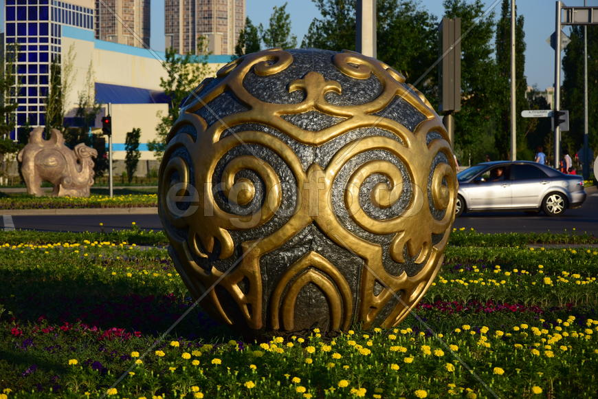 Уличная скульптура Астаны