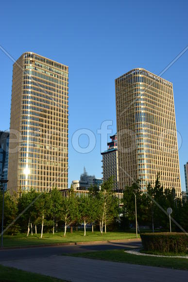 Астана - городская архитектура. Современные многоэтажные здания. Казахстан 