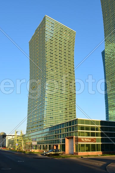 Астана - городская архитектура. Современные многоэтажные здания. Казахстан 