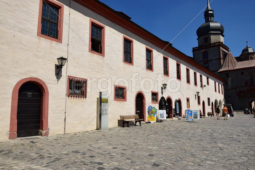 Германия - Город Вюрцбург, архитектура города 