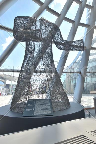 Интерьер стеклянной сферы "Нур-Алем". Казахстан