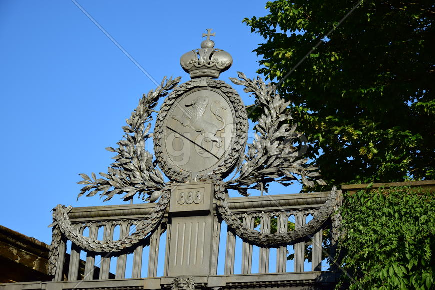 Германия - город Бамберг. Кованная вывеска 