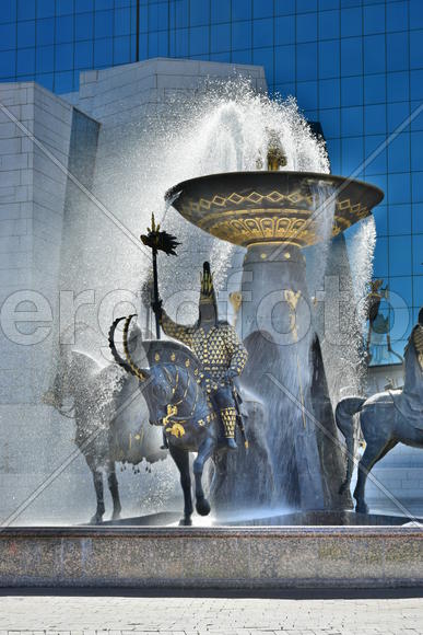 Астана - уличная скульптура. Достопримечательности Казахстана. 