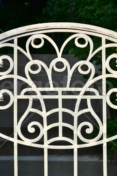 Германия. Мюнхен. Кованная решетка 