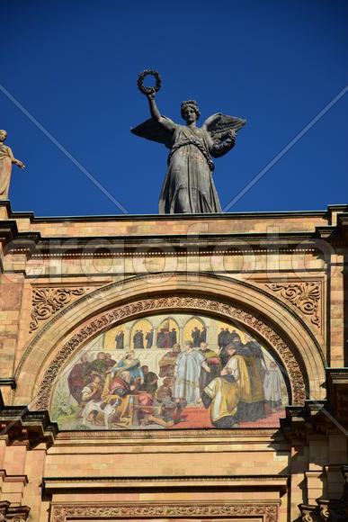 Германия. Мюнхен. Фасад старинного здания 