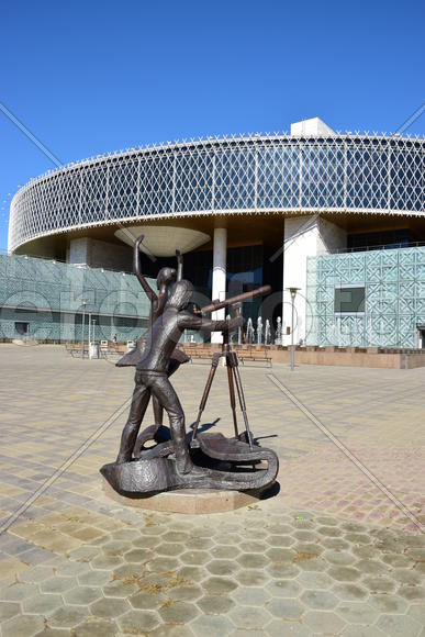 Астана - уличная скульптура. Достопримечательности Казахстана. 