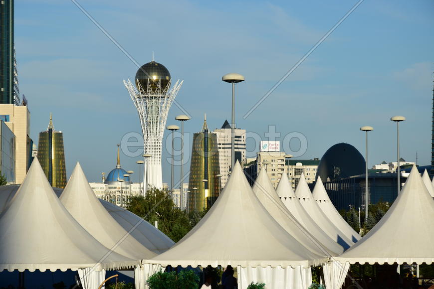 Астана - Башня "Байтерек". Казахстан 