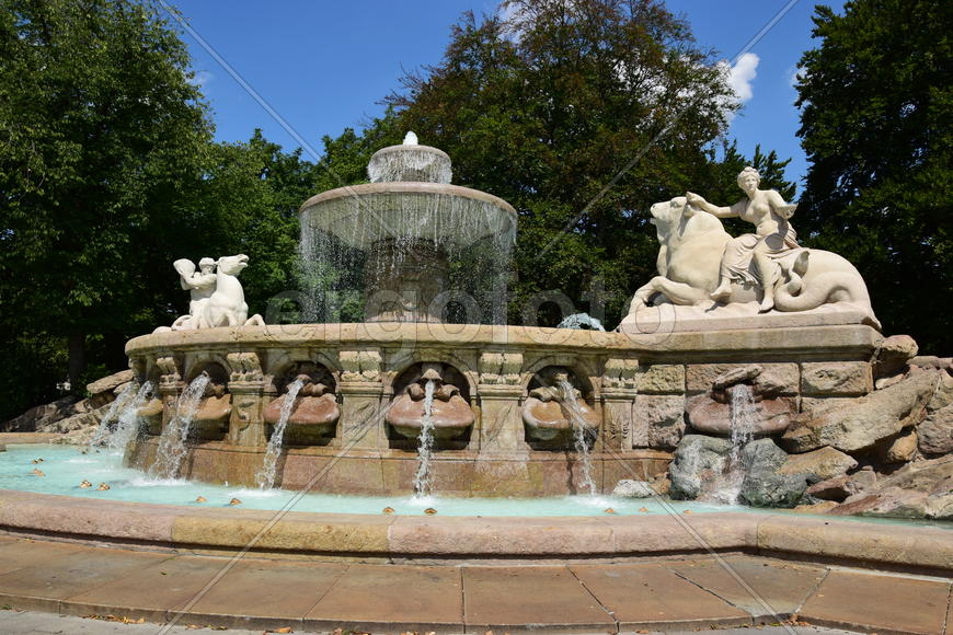 Деталь фонтана Виттельсбахов в Мюнхене