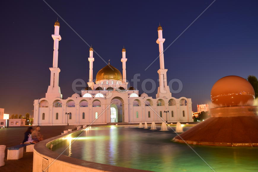 Астана - Мечеть НУР-АСТАНА 