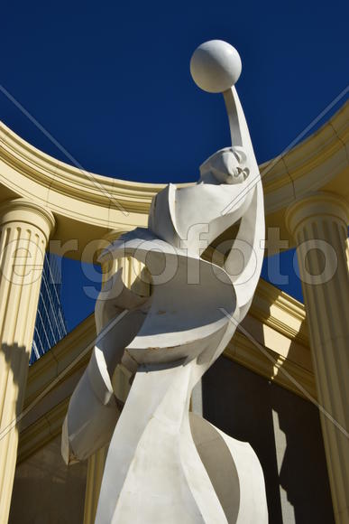 Уличная скульптура Астаны