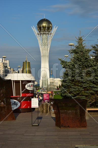 Астана - Башня "Байтерек". Казахстан 