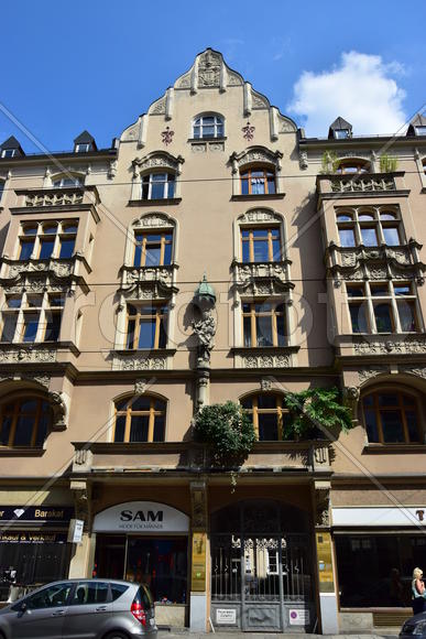 Германия. Мюнхен. Фасад здания 