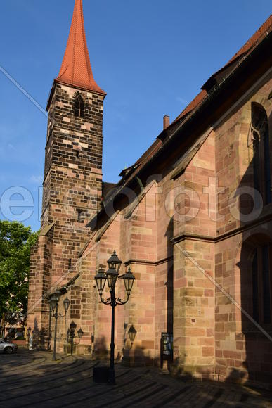 Германия - город Нюрнберг. Башня старинного замка 