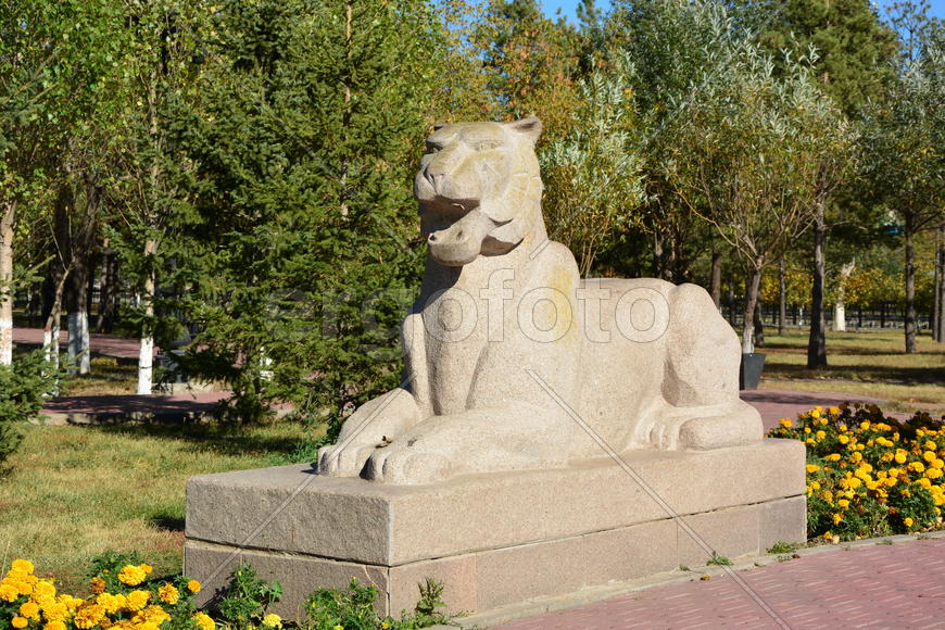 Астана - уличная скульптура. Достопримечательности Казахстана. 